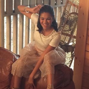 Meet your Posher, Nisa